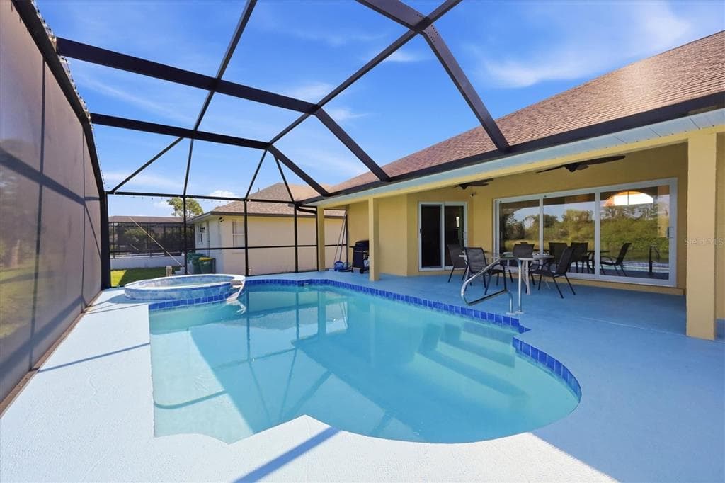 1078 ROTONDA CIRCLE photo 24