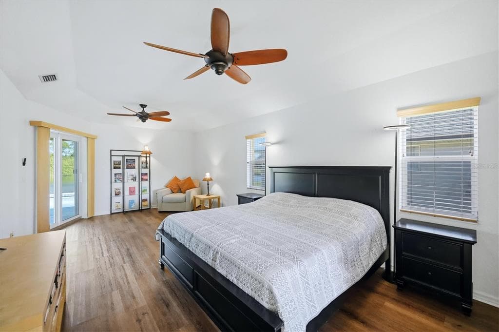 1078 ROTONDA CIRCLE photo 14