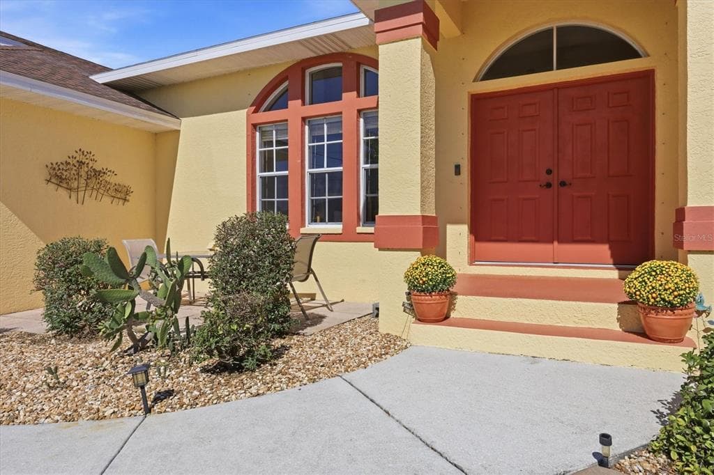 1078 ROTONDA CIRCLE photo 4