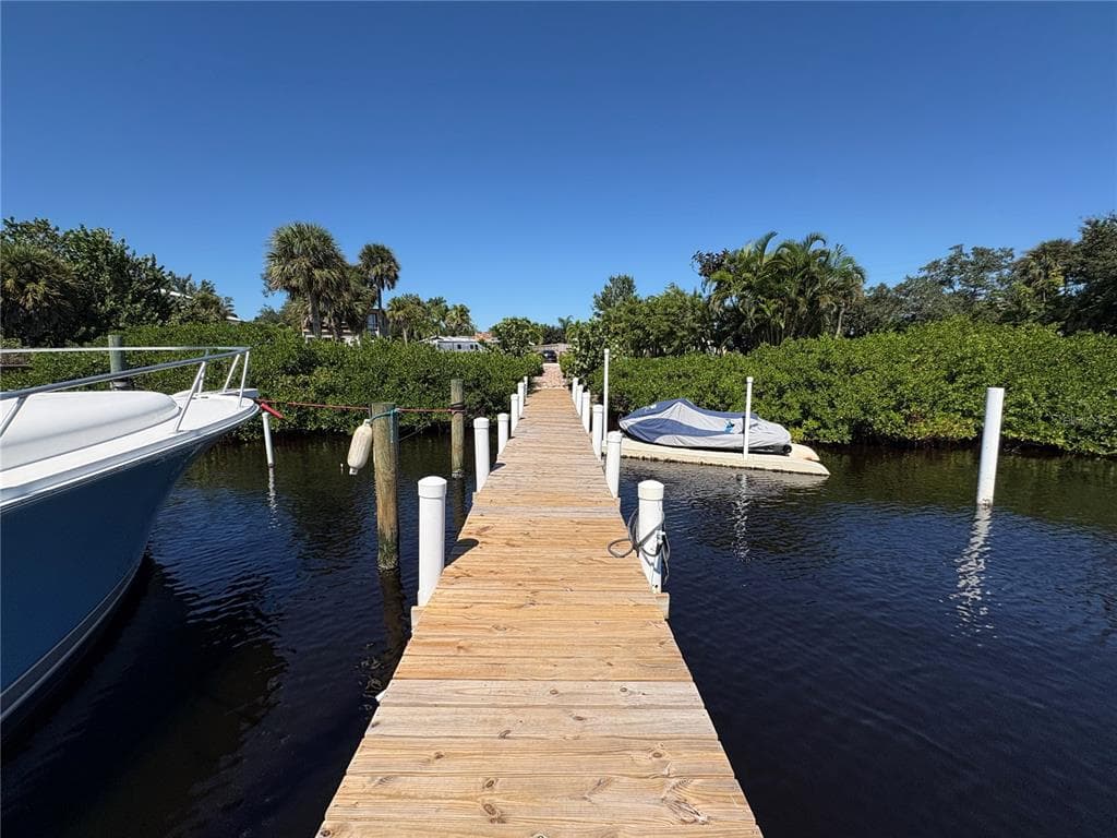 108 SUNRISE DRIVE photo 10