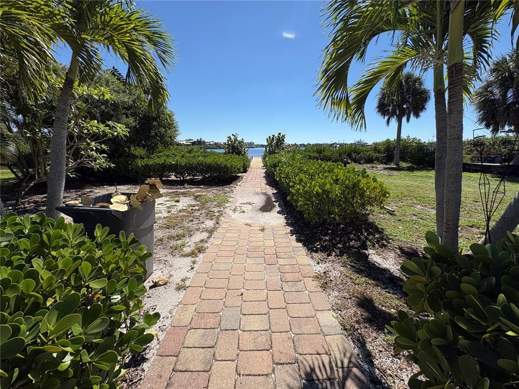 108 SUNRISE DRIVE photo 19