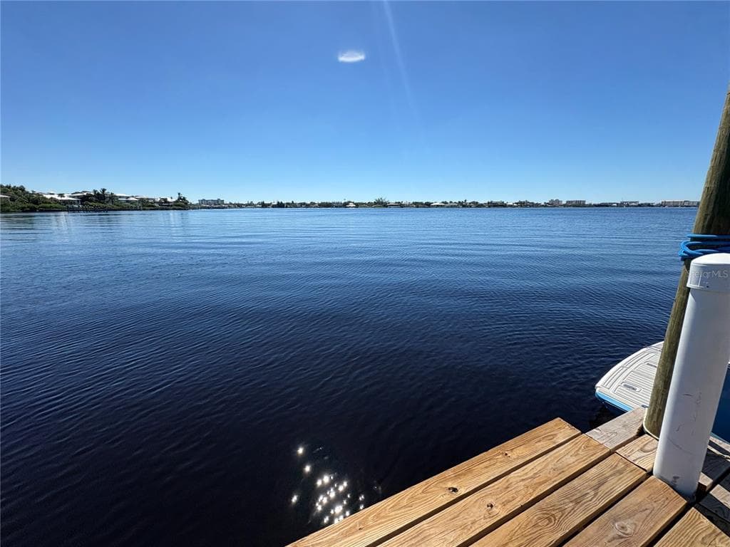 108 SUNRISE DRIVE photo 8