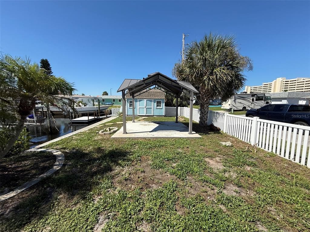 13701 GARRIS DRIVE photo 19