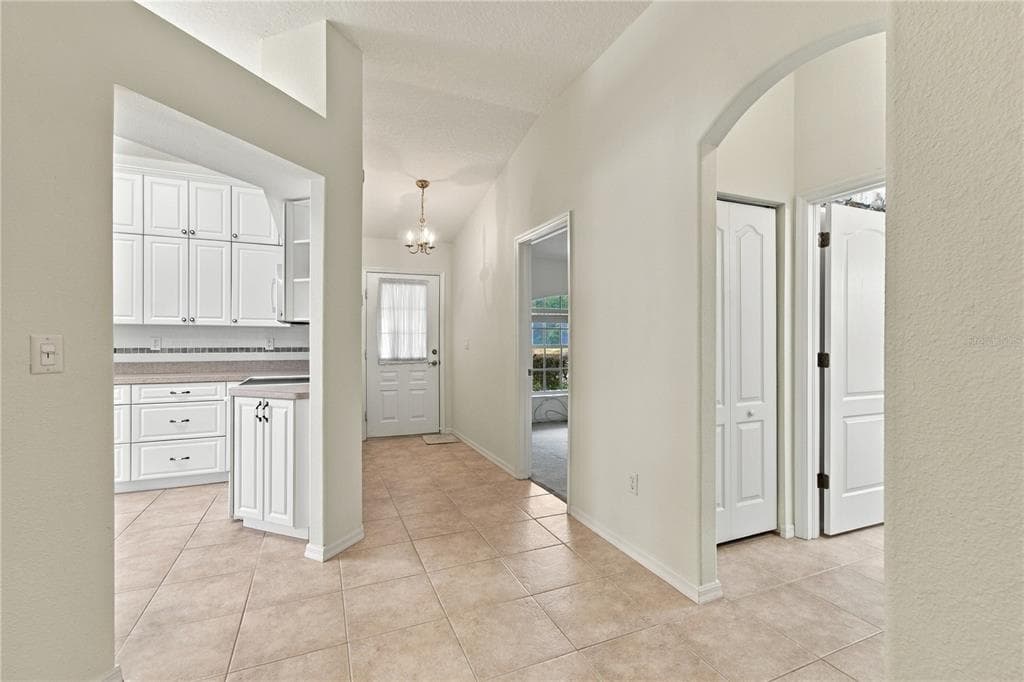 11508 BLOOMINGTON COURT photo 8