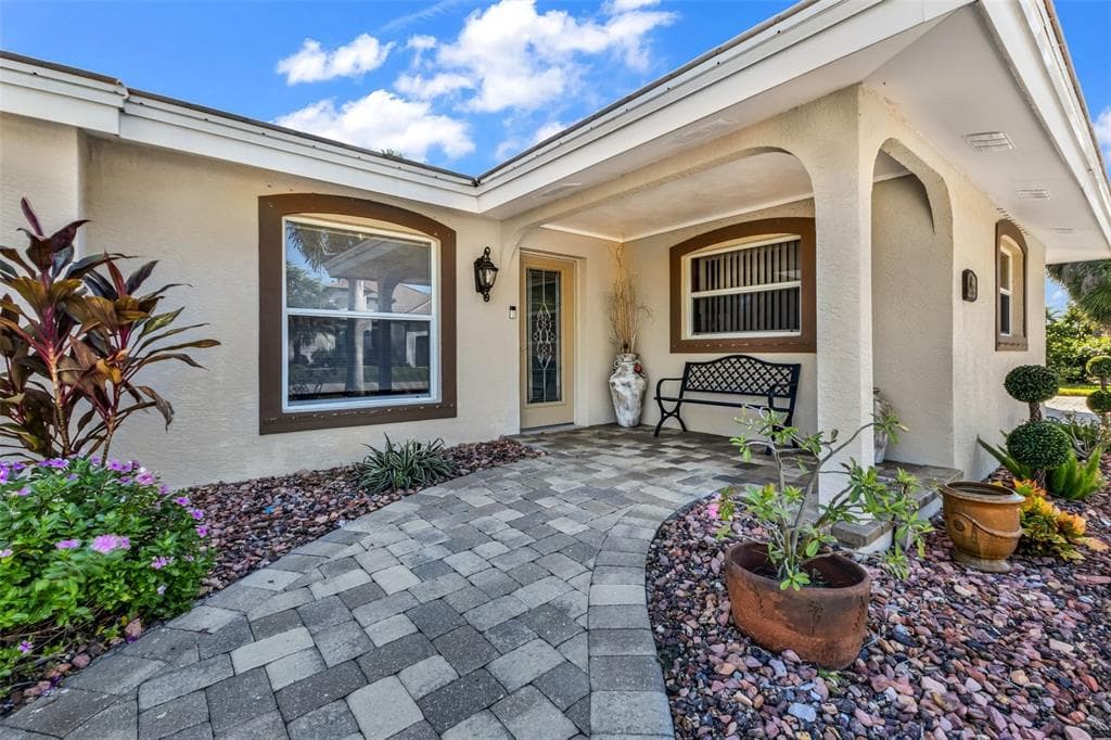 84 OCEAN DRIVE photo 6