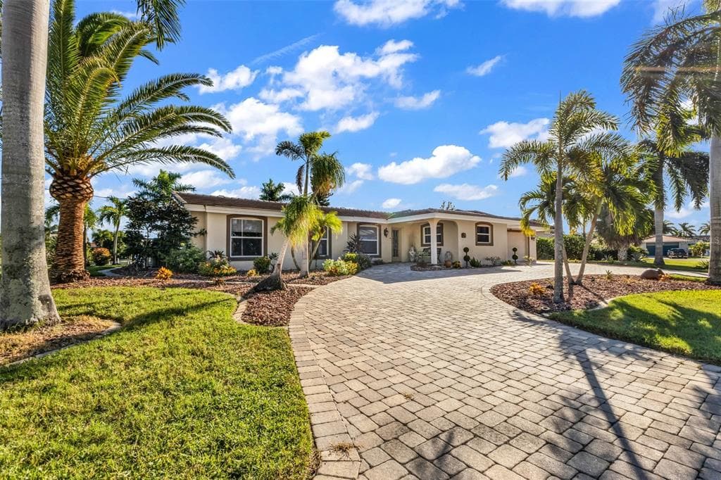 84 OCEAN DRIVE photo 5