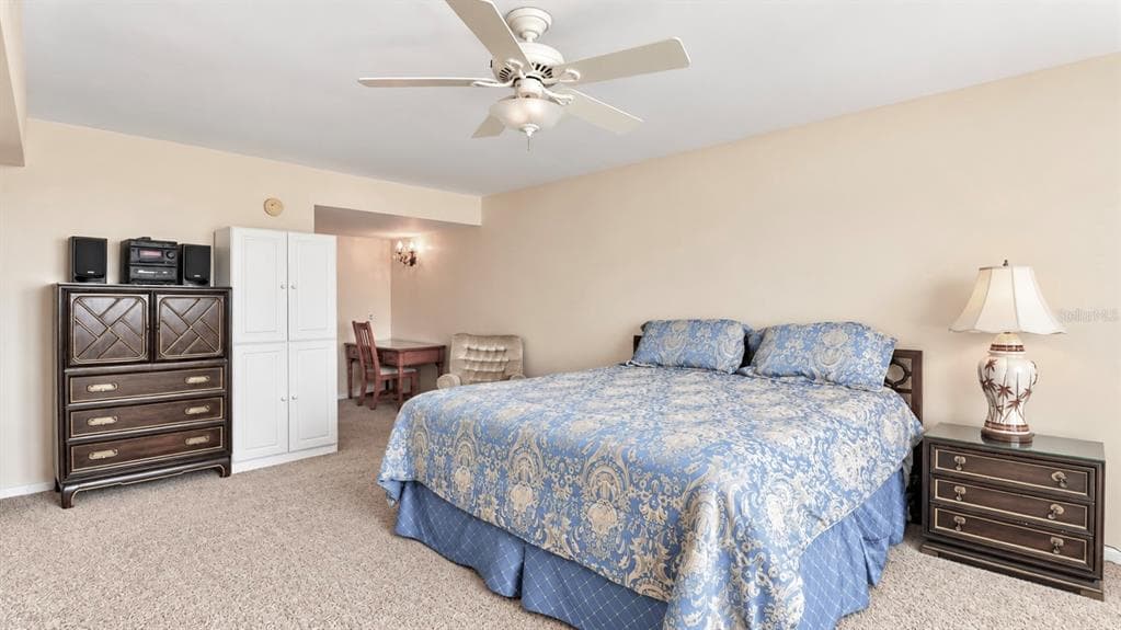 5200 BRITTANY DRIVE S 606 photo 24