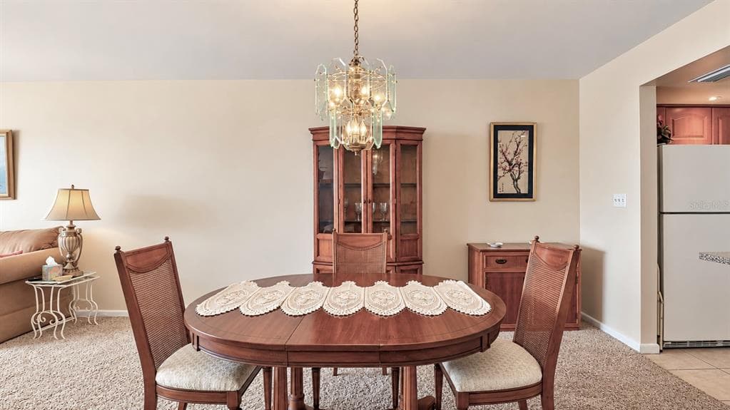 5200 BRITTANY DRIVE S 606 photo 10