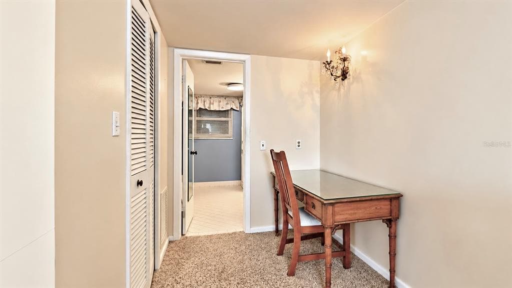 5200 BRITTANY DRIVE S 606 photo 25