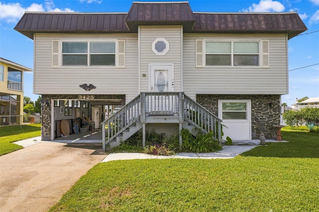 3425 CRAPE MYRTLE DRIVE photo 13