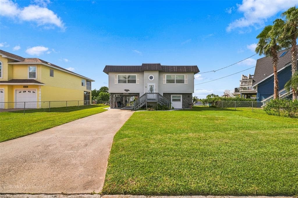 3425 CRAPE MYRTLE DRIVE photo 10