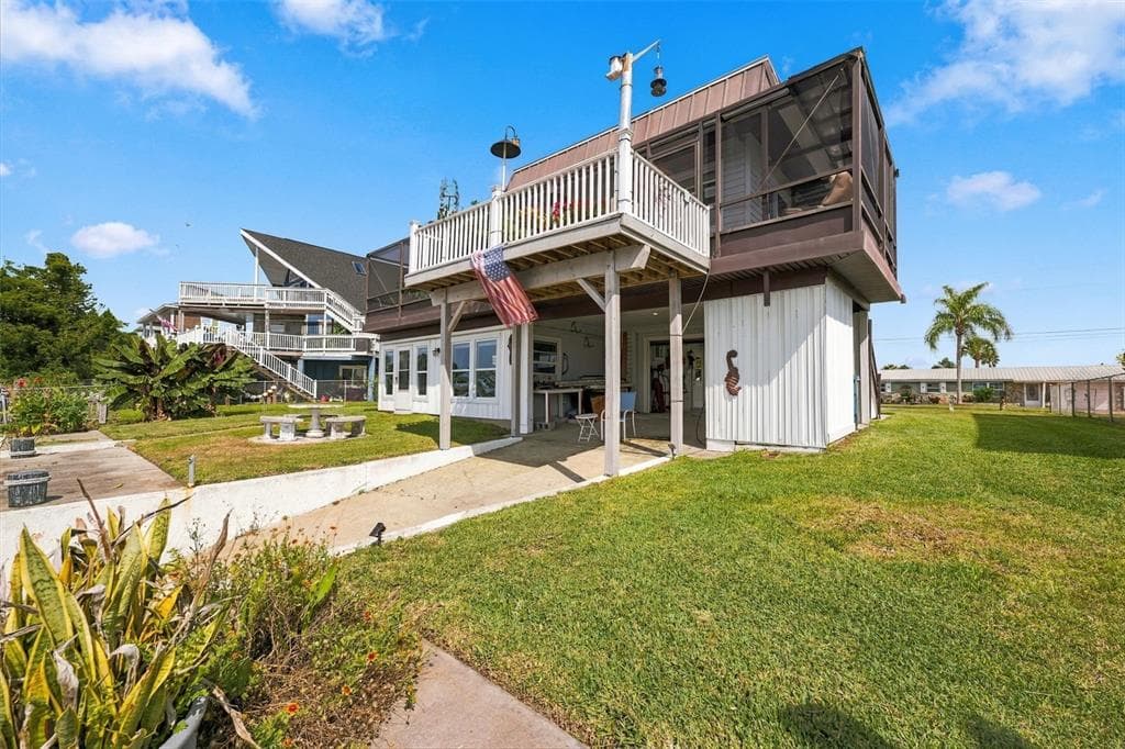 3425 CRAPE MYRTLE DRIVE photo 14