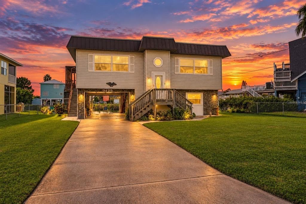 3425 CRAPE MYRTLE DRIVE photo 8