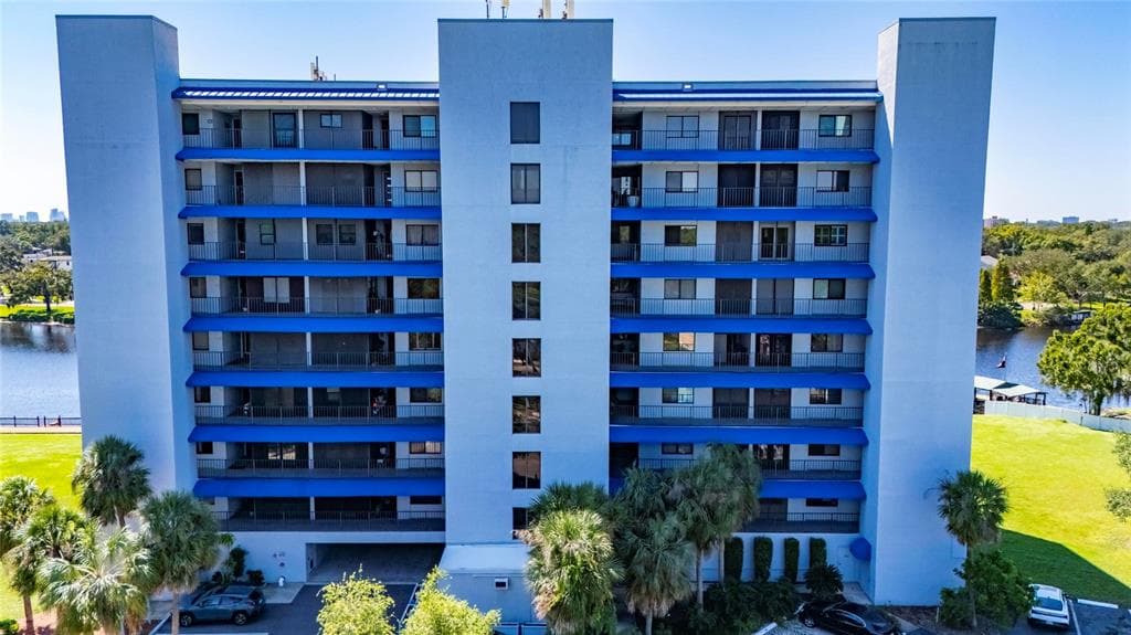 2780 N RIVERSIDE DRIVE 601 photo 2
