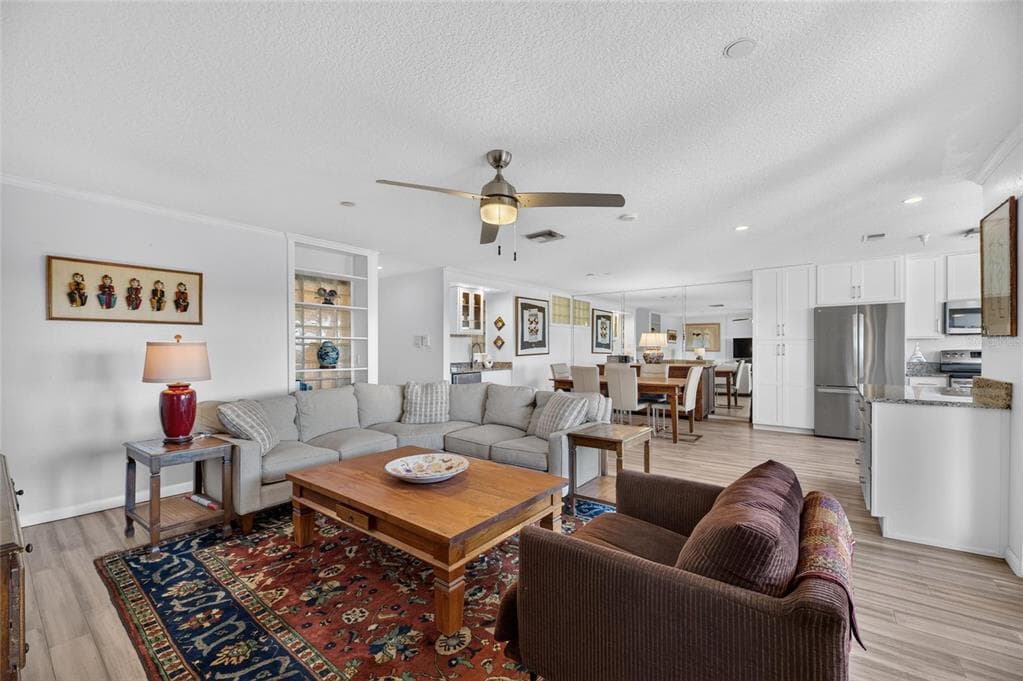 2780 N RIVERSIDE DRIVE 601 photo 13