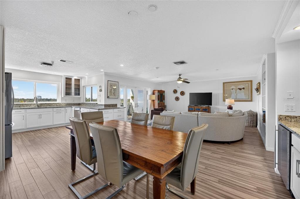2780 N RIVERSIDE DRIVE 601 photo 9