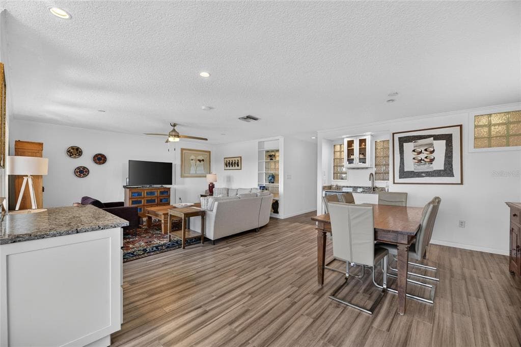2780 N RIVERSIDE DRIVE 601 photo 10