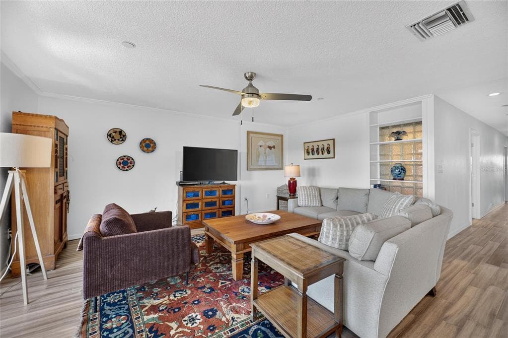 2780 N RIVERSIDE DRIVE 601 photo 14