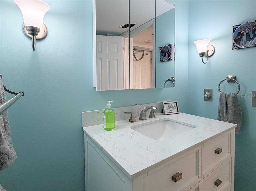 5200 BRITTANY DRIVE S 206 photo 22