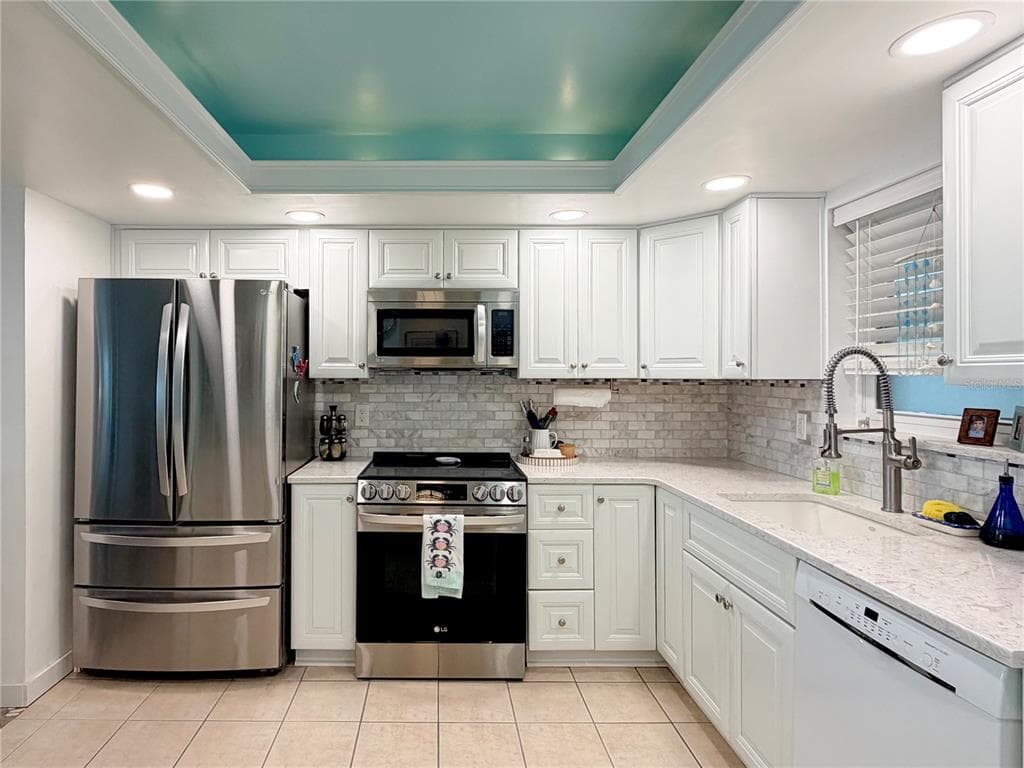 5200 BRITTANY DRIVE S 206 photo 7