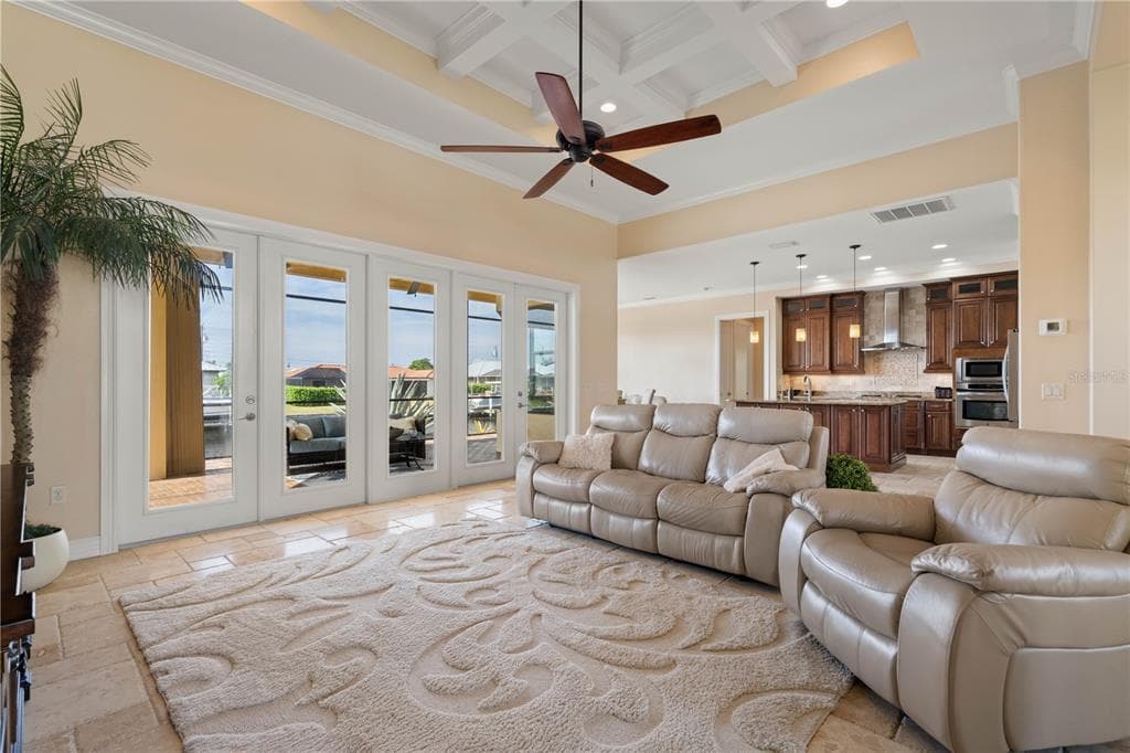 361 DELIDO COURT photo 3