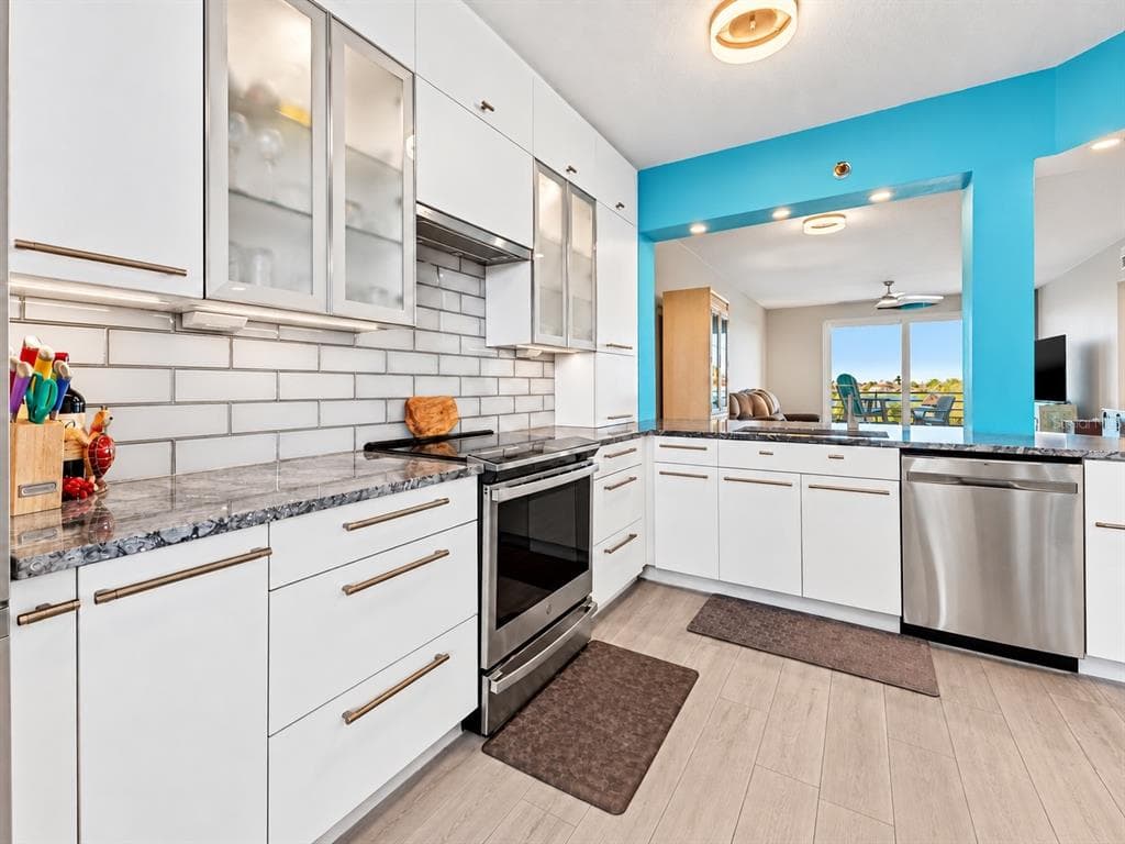 7979 SAILBOAT KEY BOULEVARD S 202 photo 14