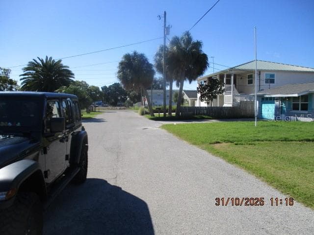 13739 COCO AVENUE photo 3