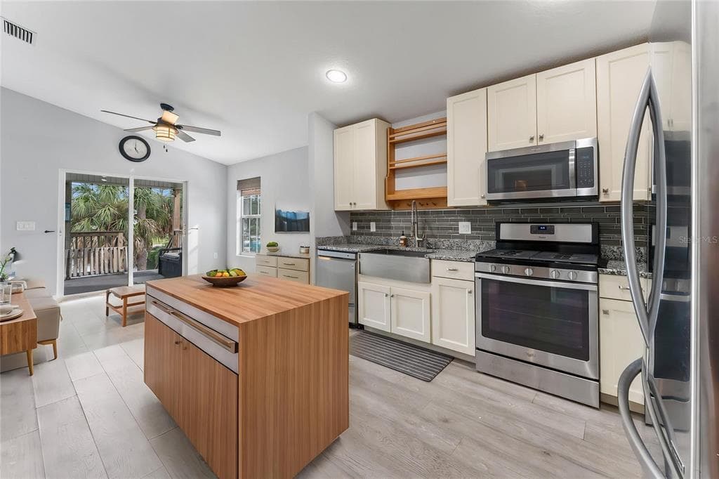 6148 RIVER ROAD photo 11