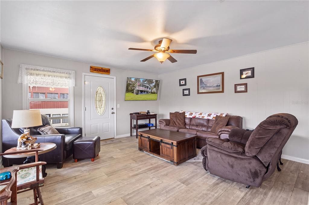 473 SE 964 STREET photo 4