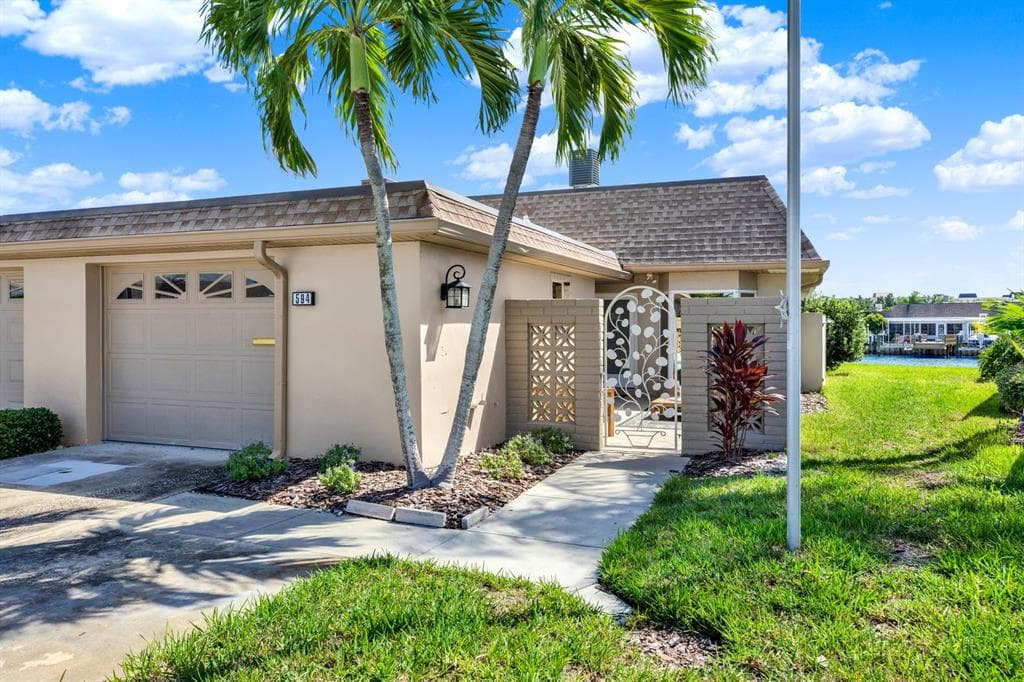 594 BOCA CIEGA POINT BOULEVARD N photo 2