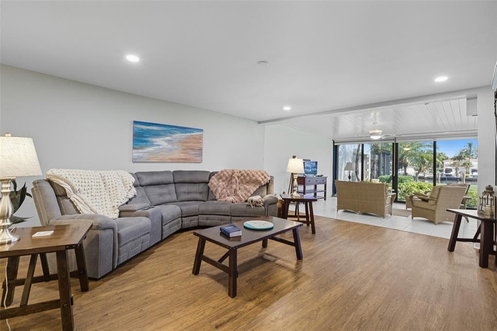 3260 SOUTHSHORE DRIVE 63A photo 11