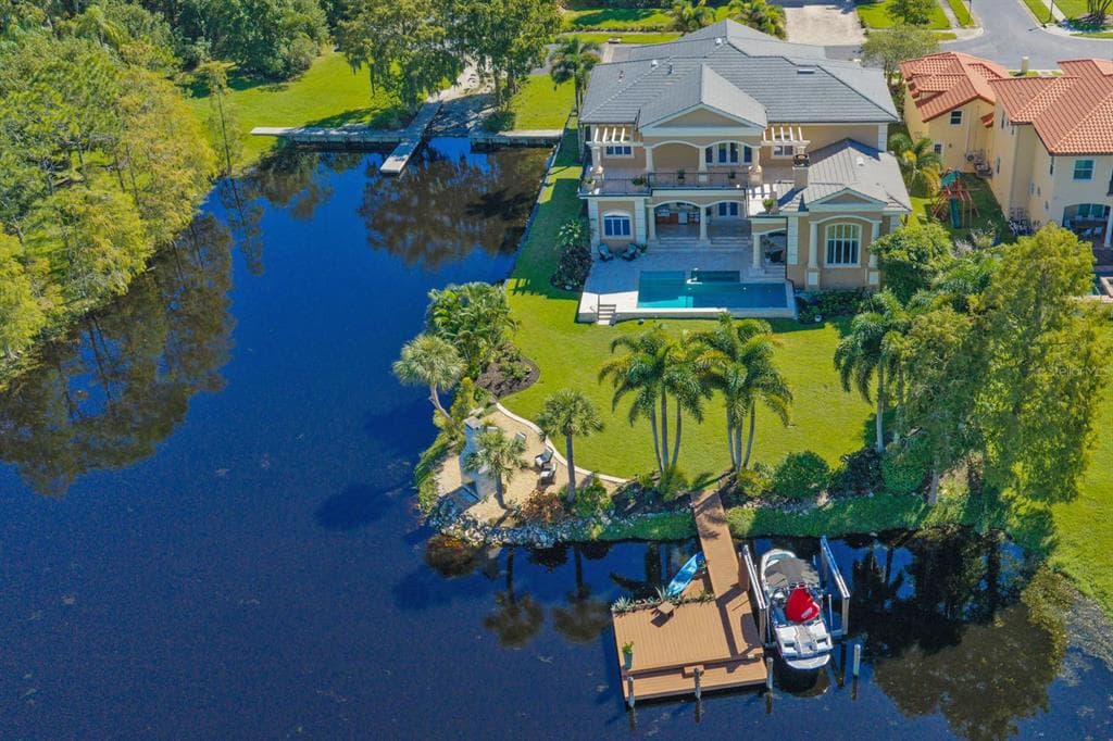 2056 COVE TRACE photo 12