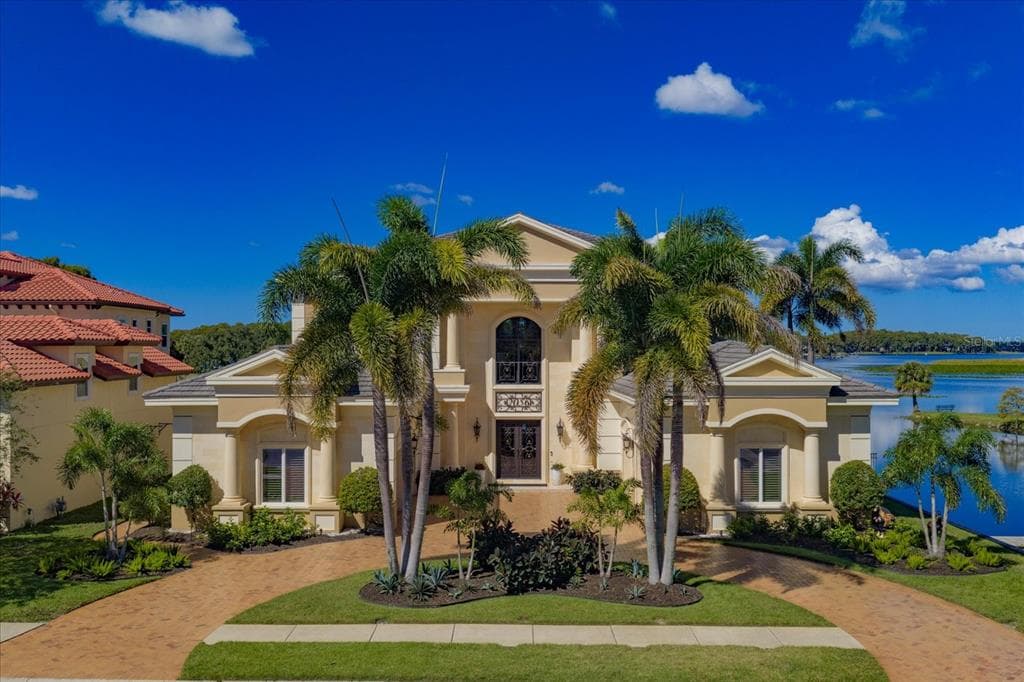 2056 COVE TRACE 1