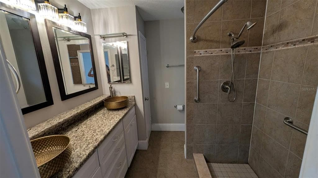 12408 GOLDEN OAK CIRCLE photo 25