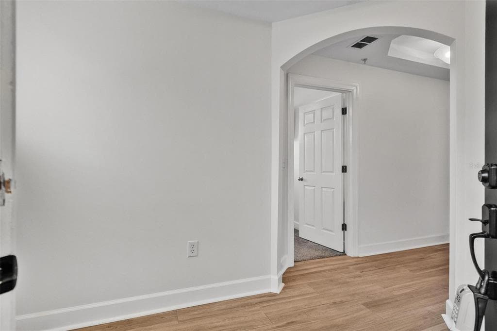 300 BELLA HARBOR COURT 101 photo 16