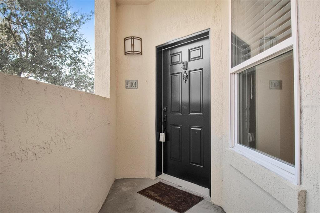 300 BELLA HARBOR COURT 101 photo 14