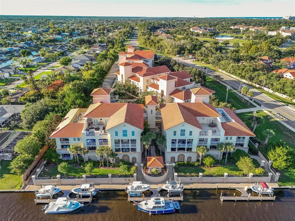 300 BELLA HARBOR COURT 101 photo 8