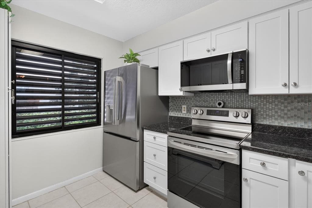 1800 MARINER DRIVE 4 photo 10