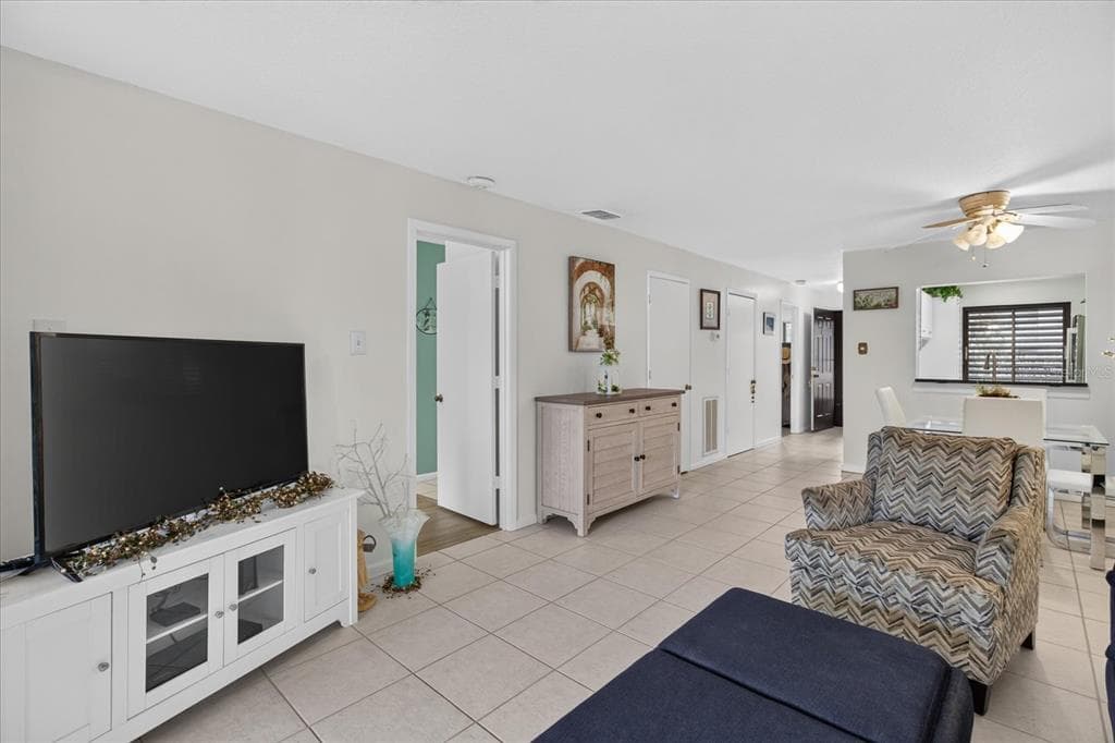 1800 MARINER DRIVE 4 photo 18