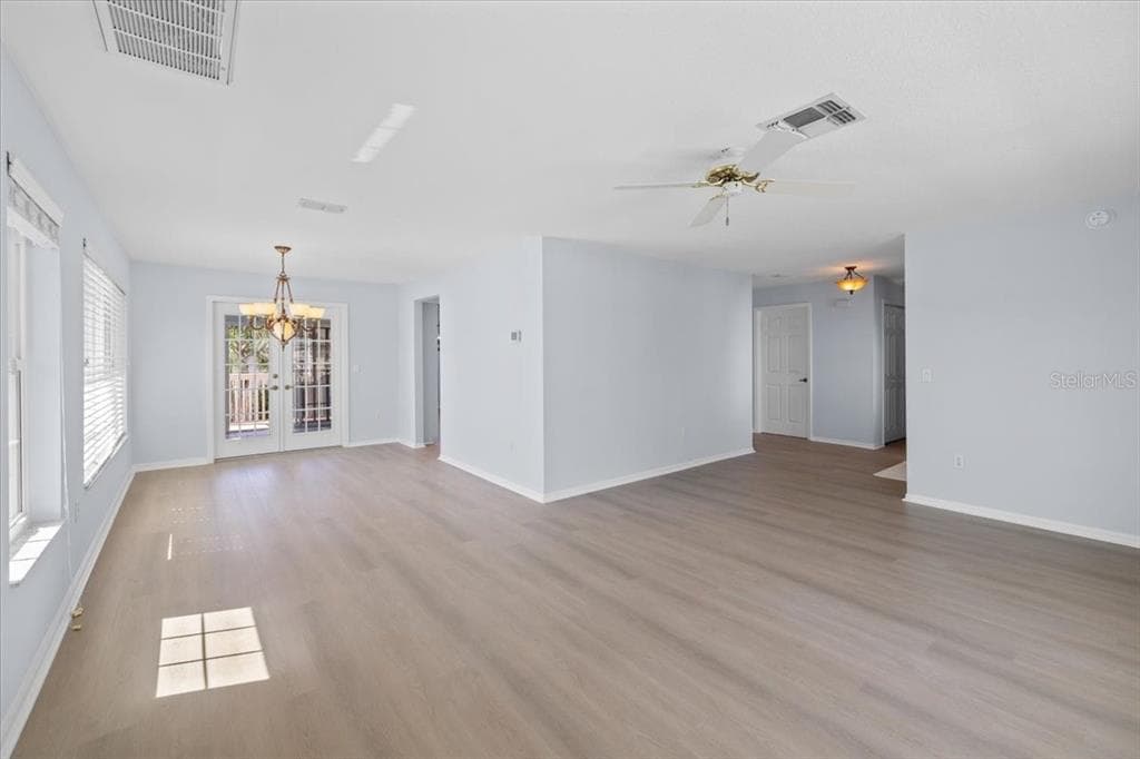 4191 CAMELIA DRIVE photo 10