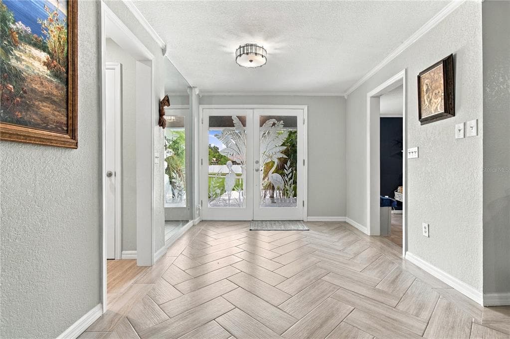 2168 KENT AVENUE photo 6