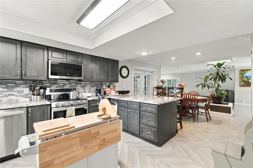 2168 KENT AVENUE photo 16