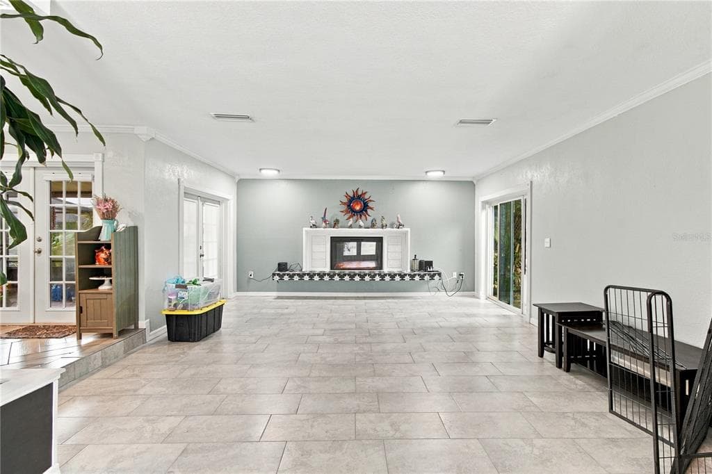2168 KENT AVENUE photo 10