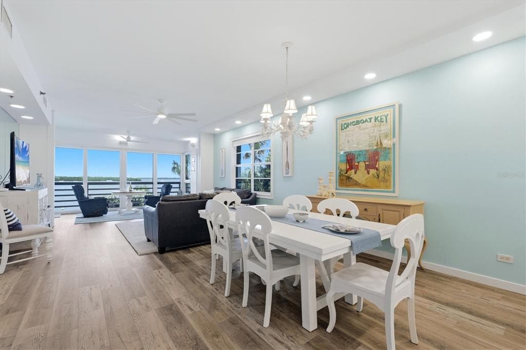 615 DREAM ISLAND PLACE 212 photo 6