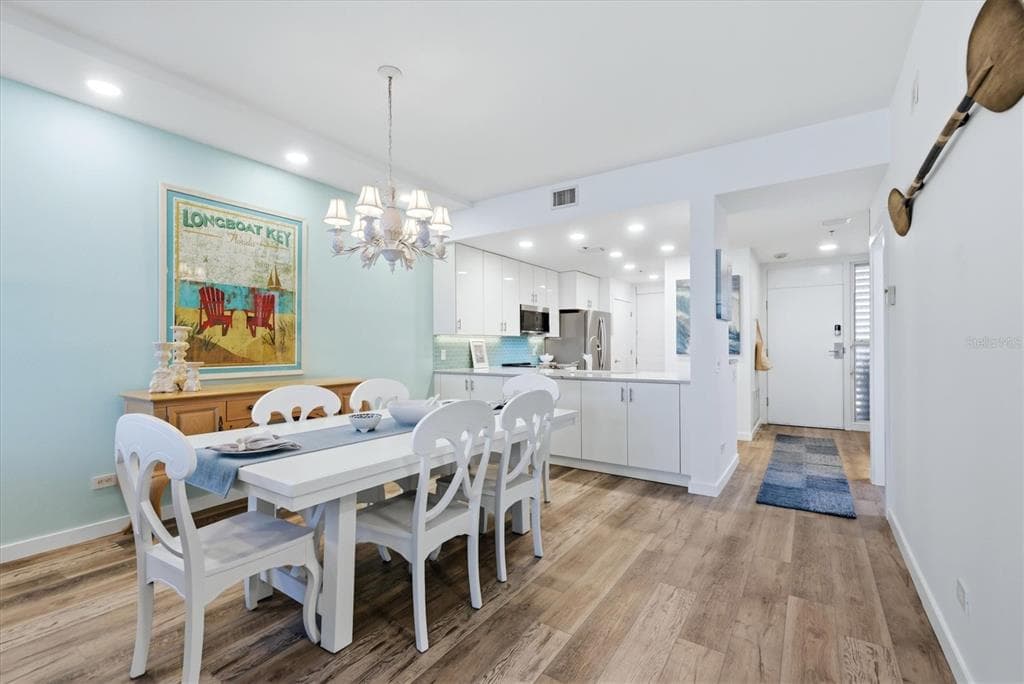 615 DREAM ISLAND PLACE 212 photo 9