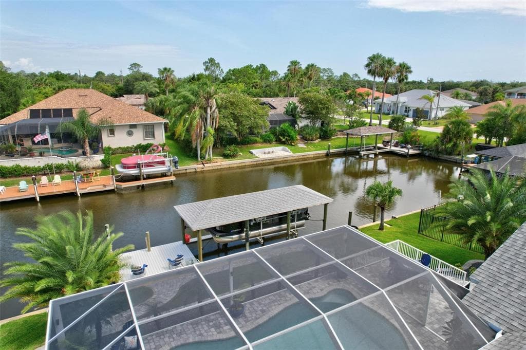 6 COLONY COURT photo 16