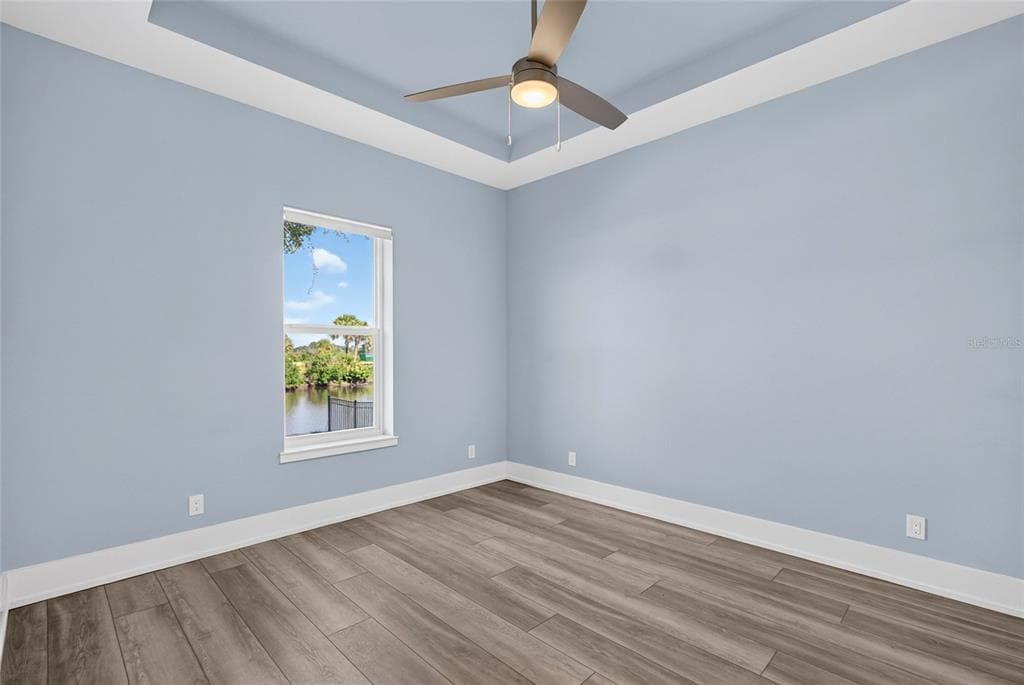 121 SEASIDE POINT photo 17