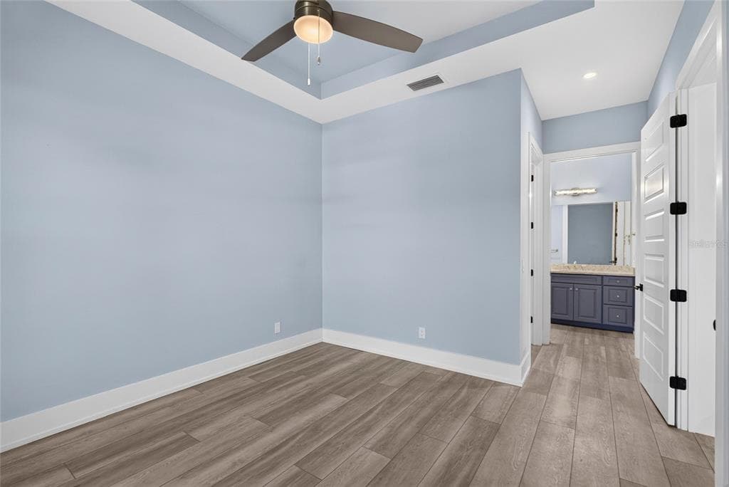 121 SEASIDE POINT photo 16
