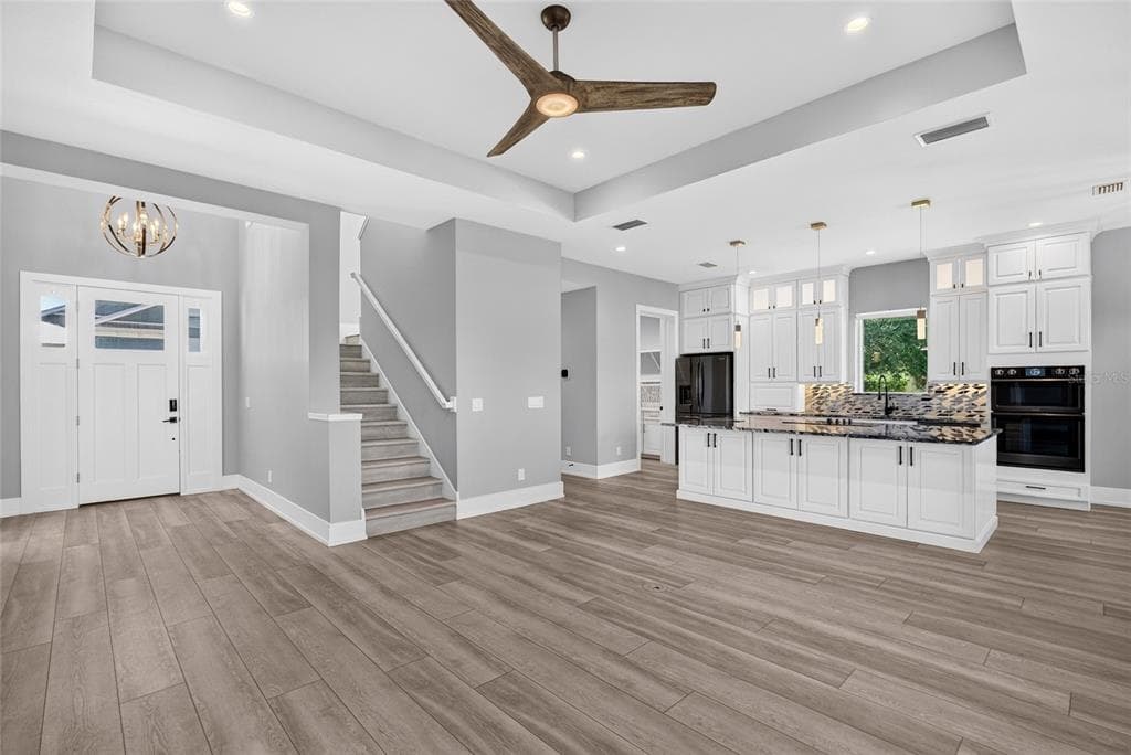121 SEASIDE POINT photo 7