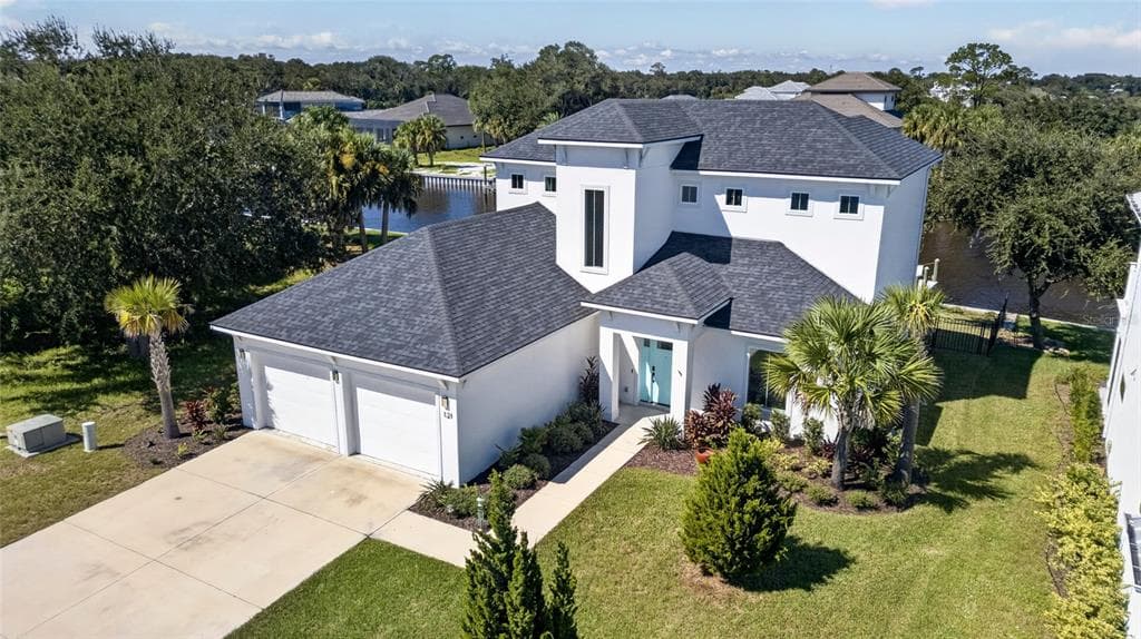 121 SEASIDE POINT photo 1